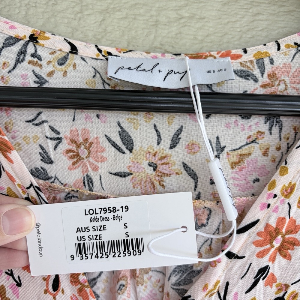Petal and Pup Kelda Maxi Dress Tiered Floral Sz S Cottagecore Country Oversized - Picture 4 of 8